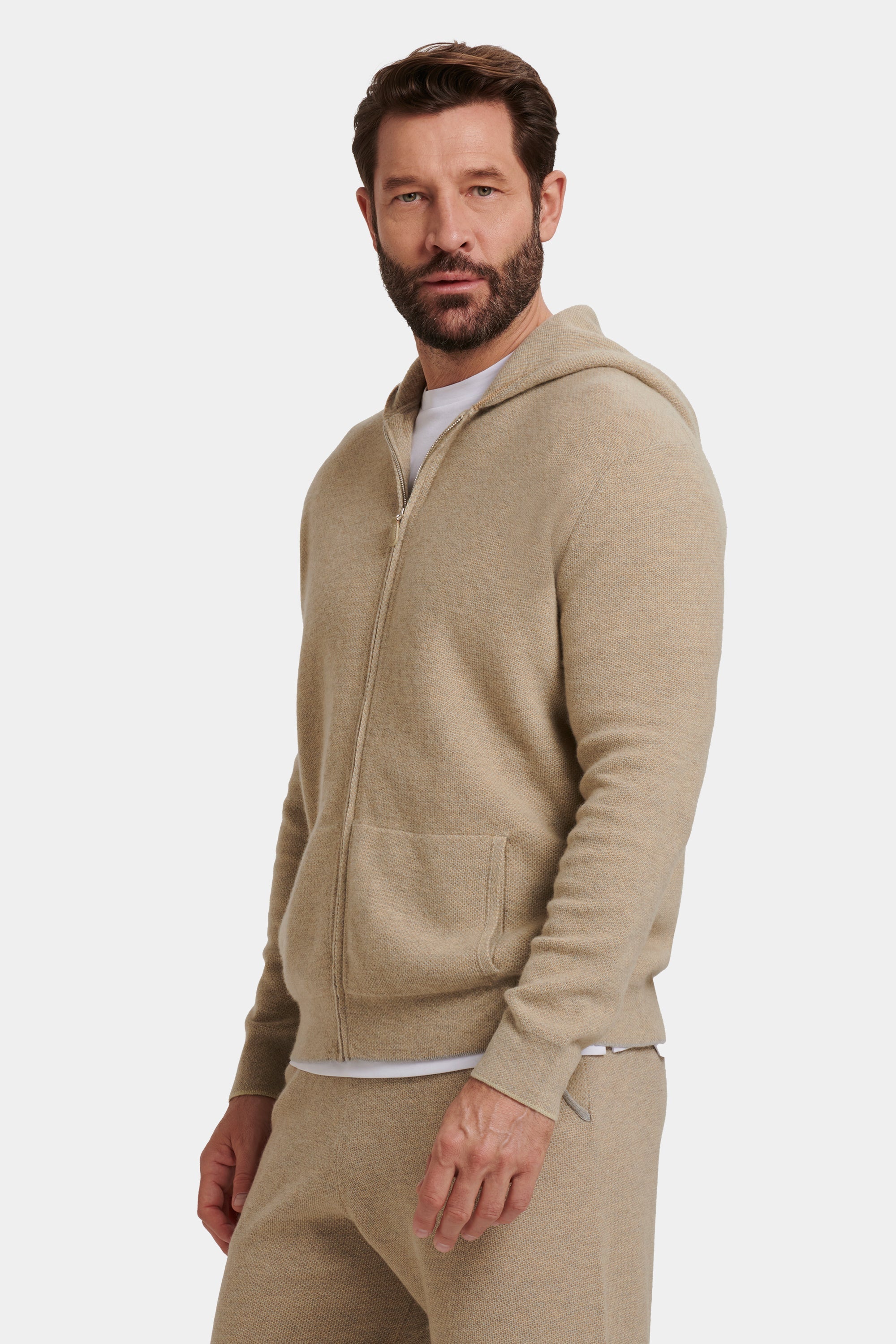 SUDADERA CON CAPUCHA Y CREMALLERA FARO