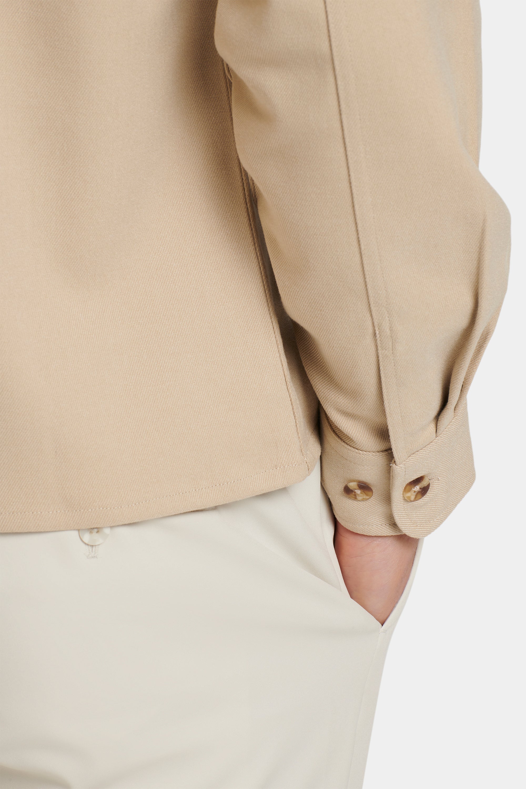 LA SOBRECAMISA VITO