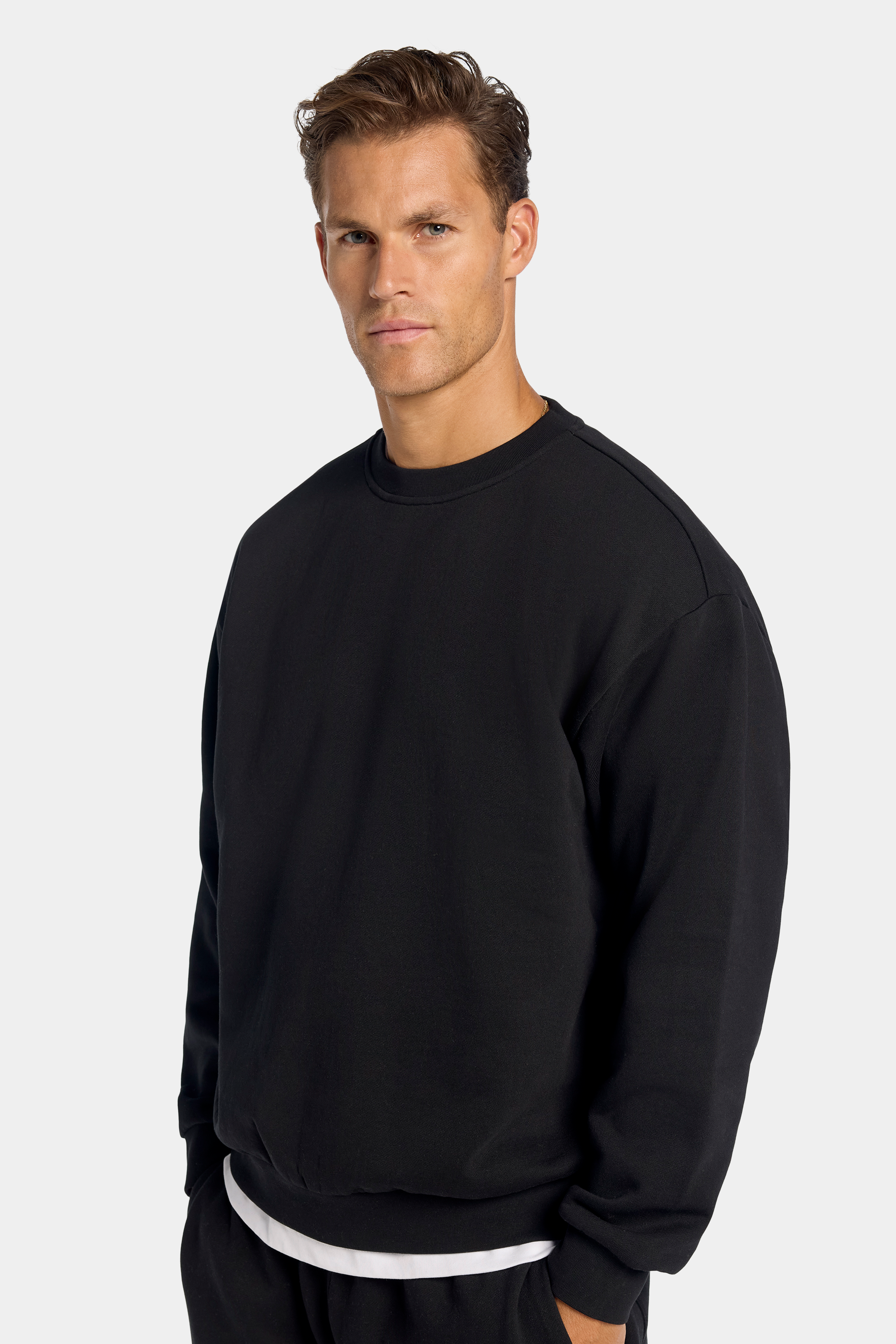 SUDADERA DE CUELLO REDONDO OVERSIZE MILAN