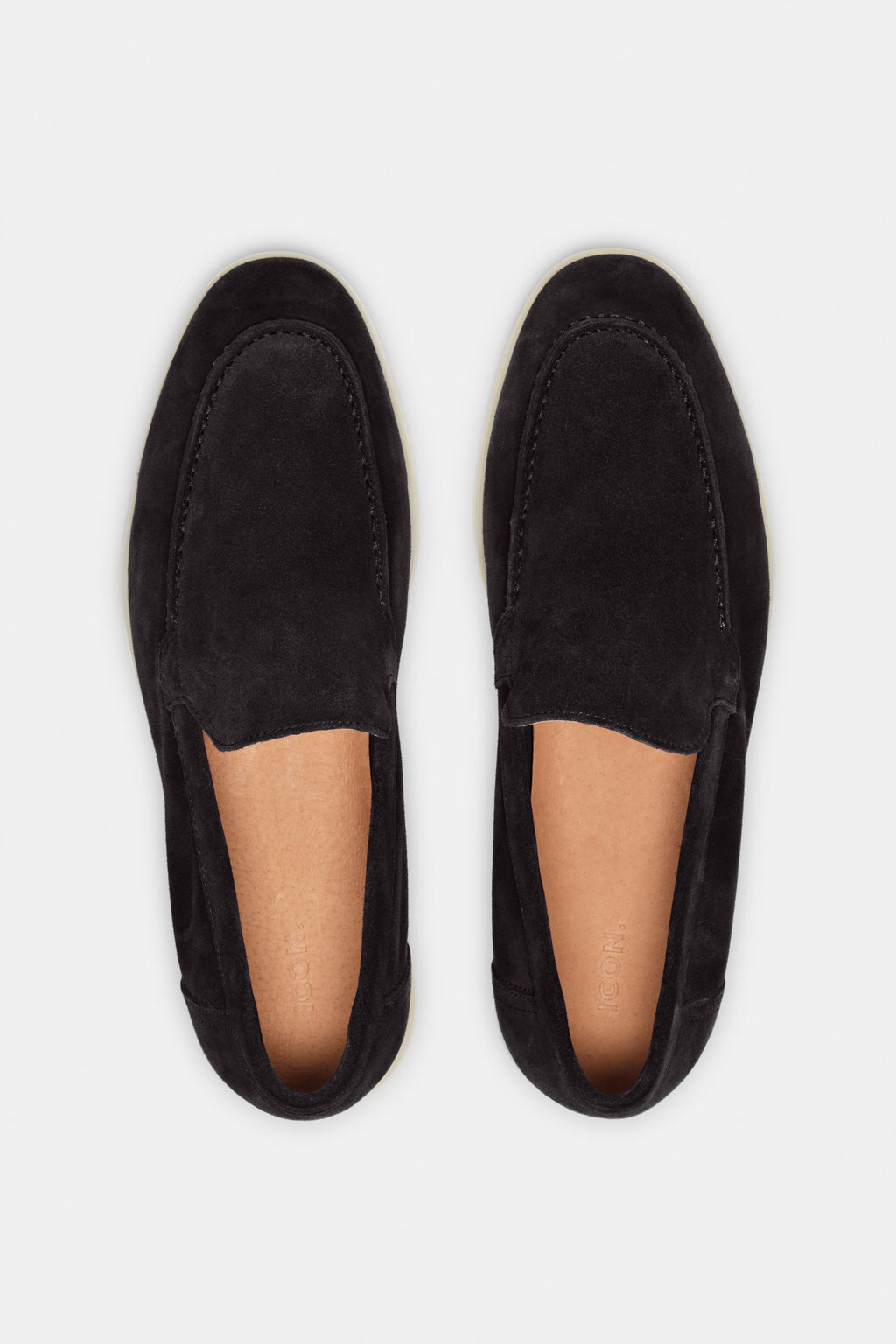 EL CLÁSICO MOCASÍN DE ANTE
