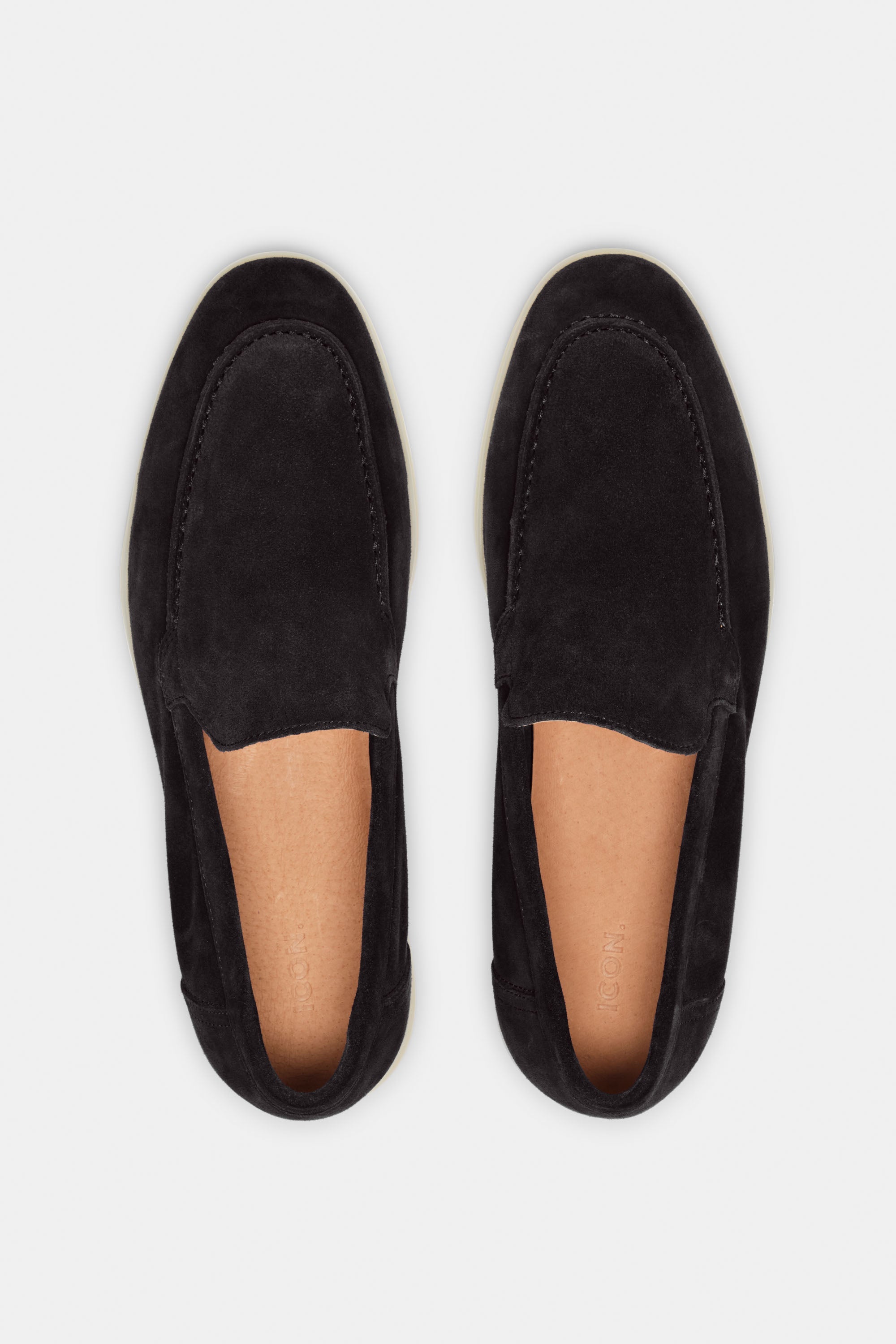 EL CLÁSICO MOCASÍN DE ANTE