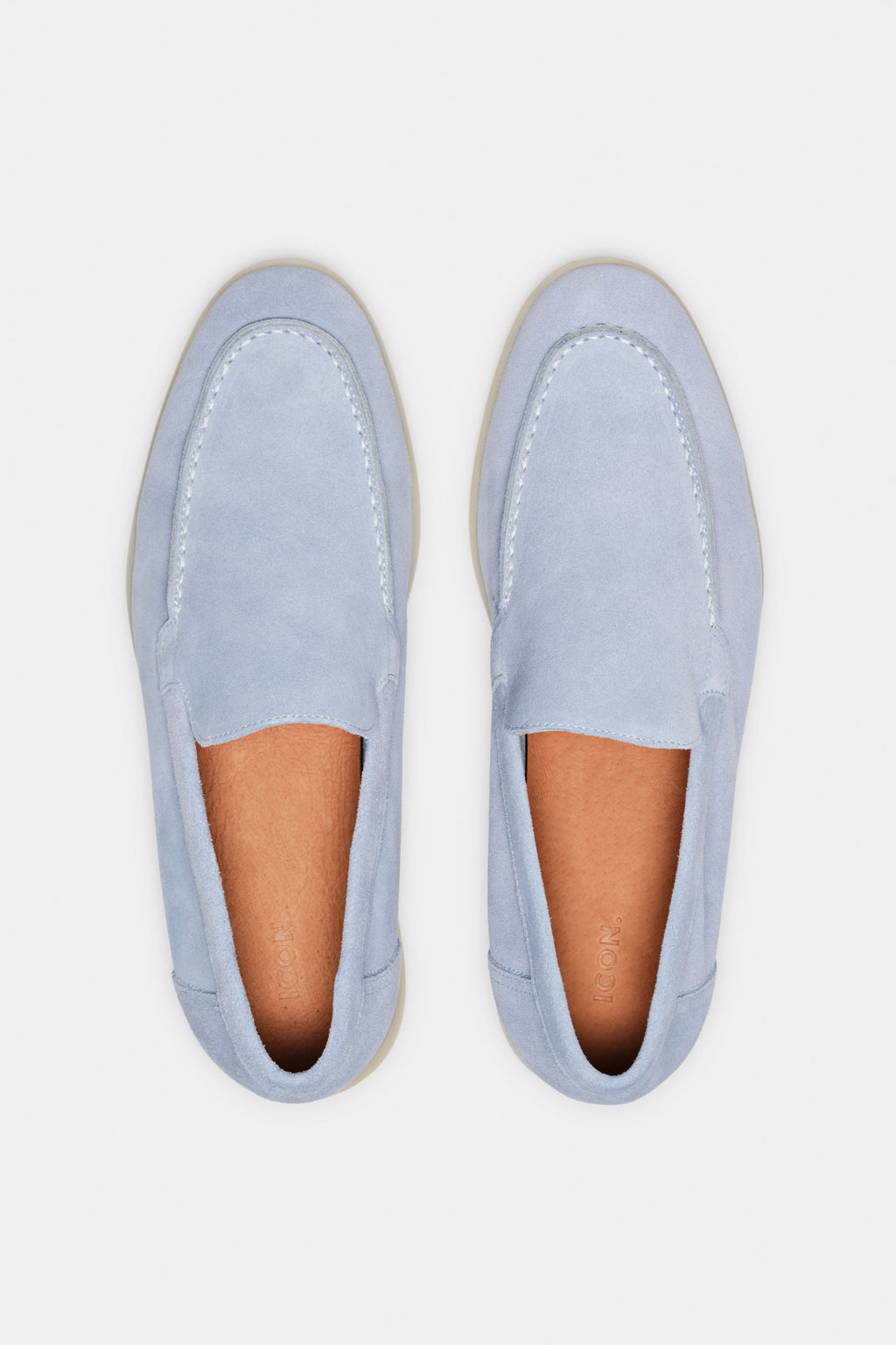 EL CLÁSICO MOCASÍN DE ANTE