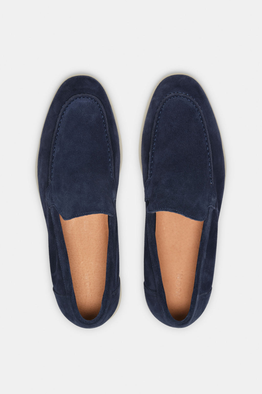 EL CLÁSICO MOCASÍN DE ANTE