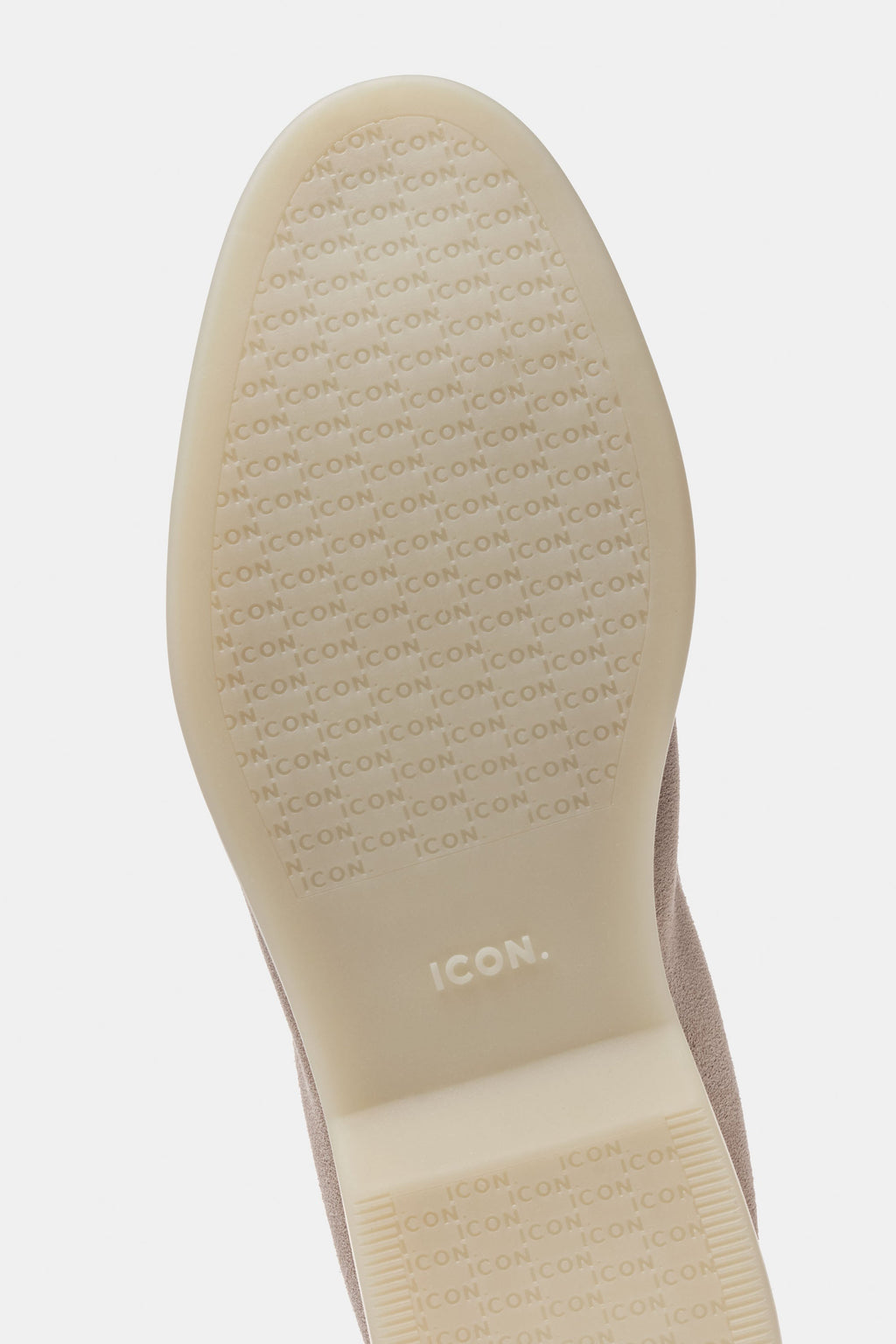 EL CLÁSICO MOCASÍN DE ANTE